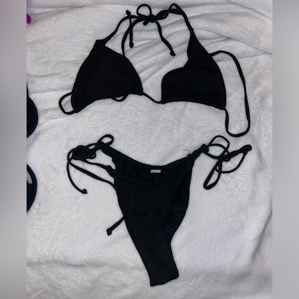 Cheeky Black bikini